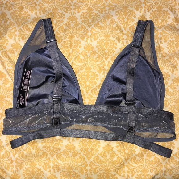 Victoria’s Secret Mesh & Shine Plunge Bralette Bra - Picture 4 of 8
